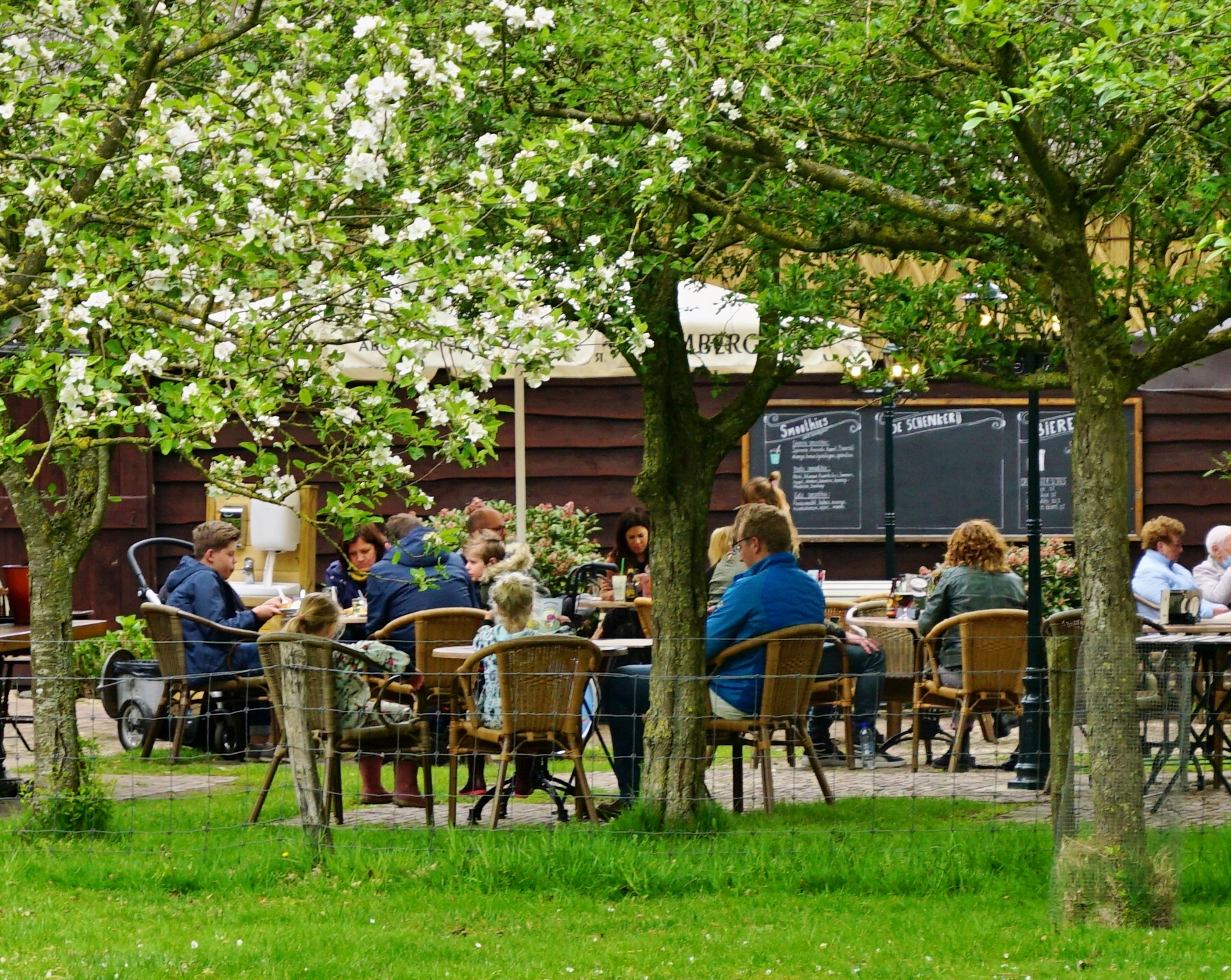 Terrassen zijn weer open!